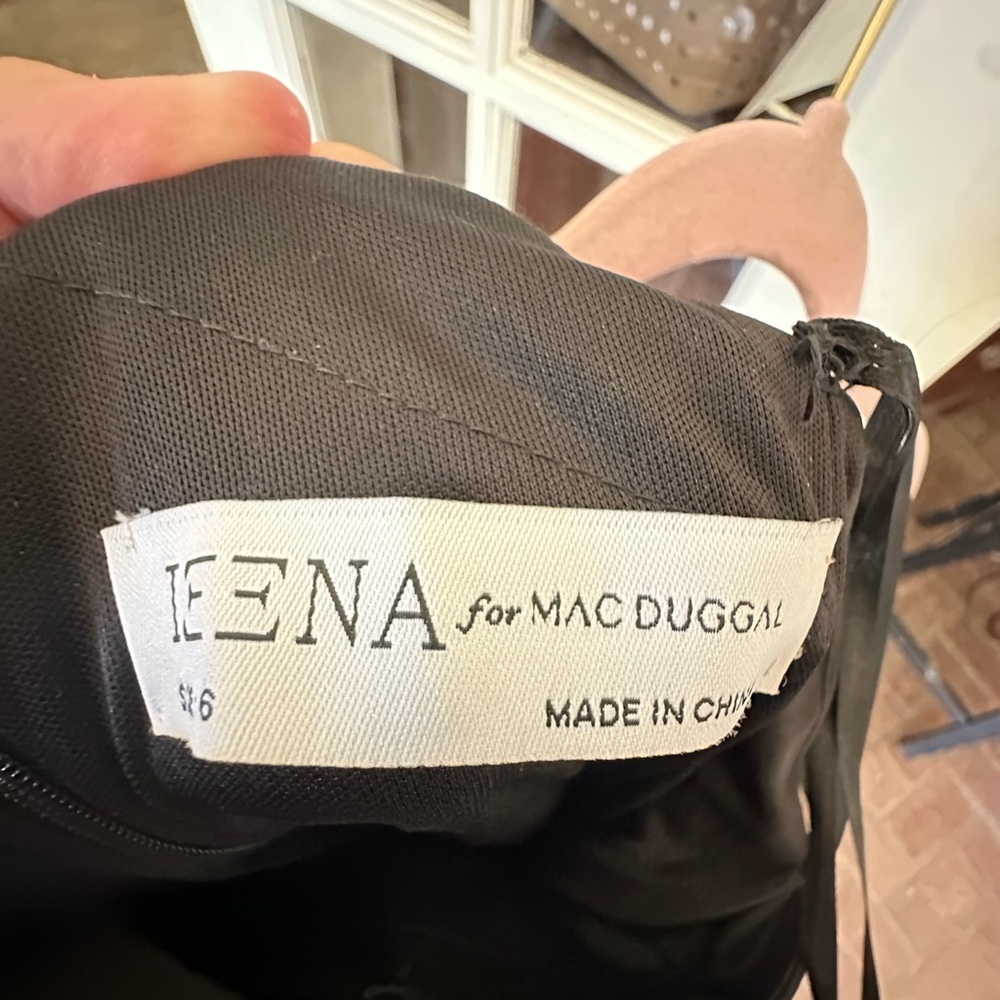 Ieena for Mac Duggal size 6. Worn once. - Picture 12 of 12